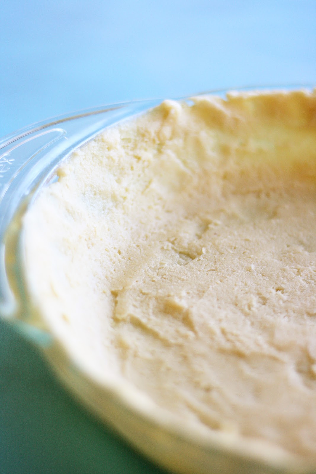 Image of the pie crust in its baking dish